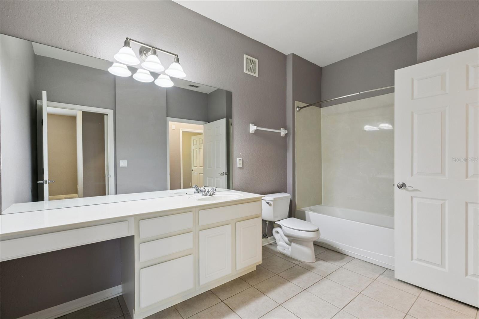 1351 Venezia Unit 305, Davenport, FL 33896