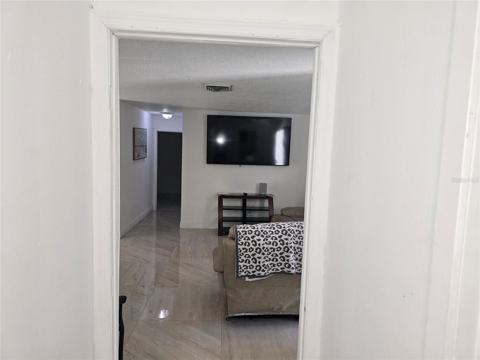537 Melody, Sarasota, FL 34237