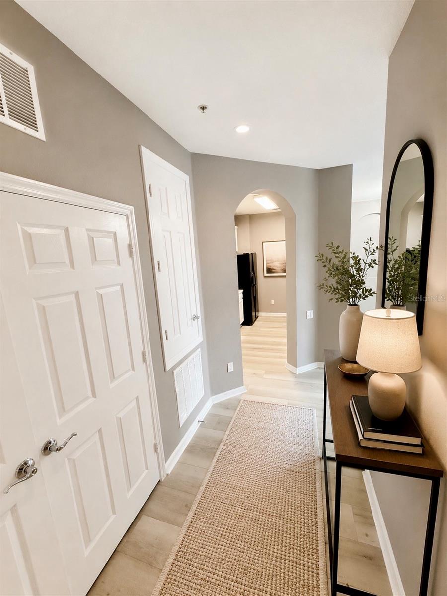 3332 Robert Trent Jones Unit 20603, Orlando, FL 32835