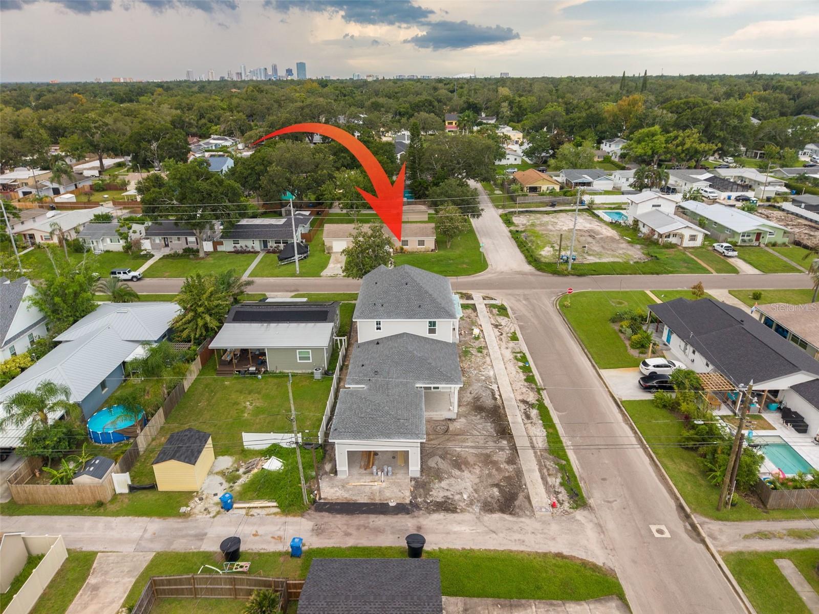 995 48th, St Petersburg, FL 33703