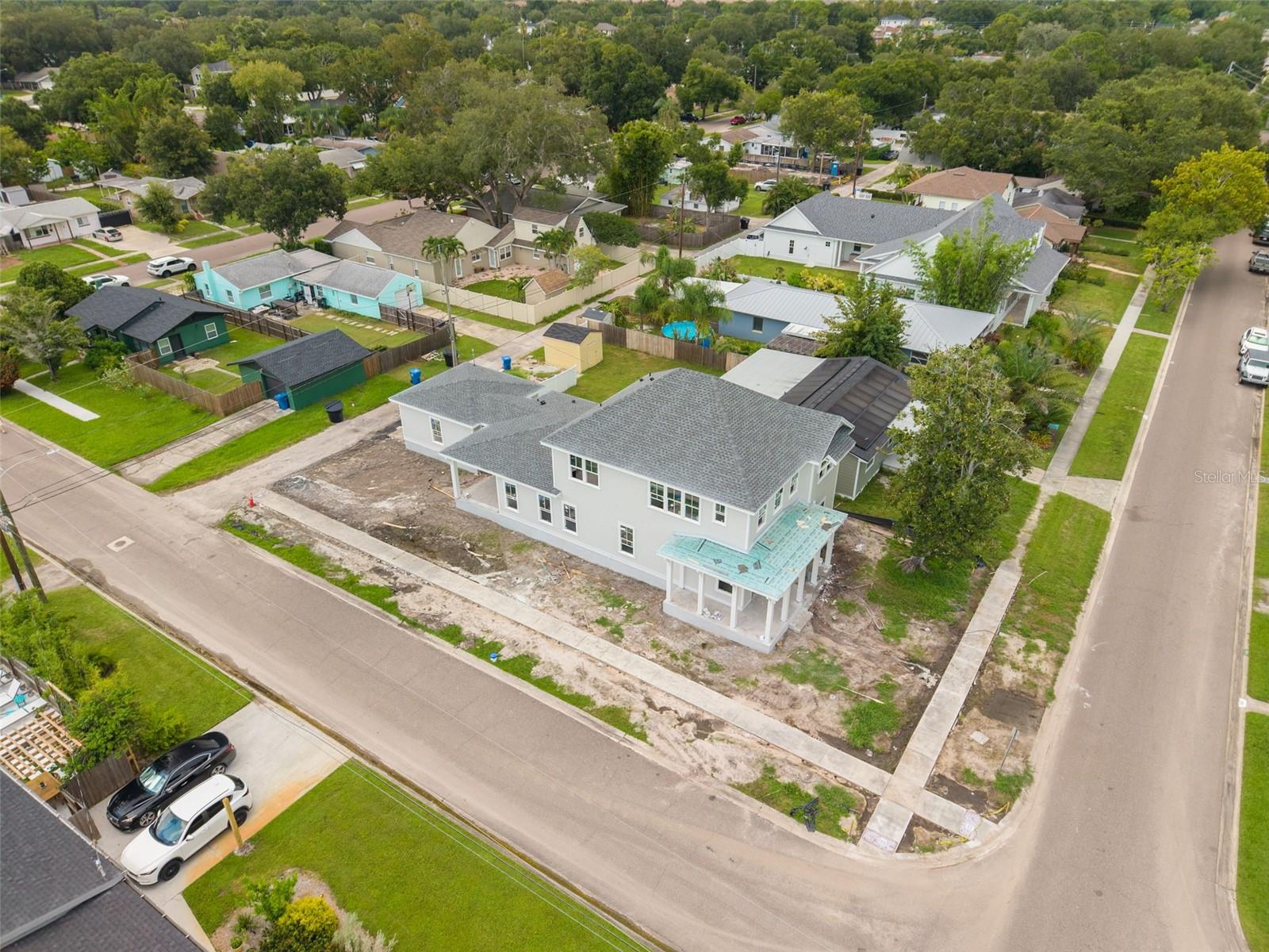 995 48th, St Petersburg, FL 33703
