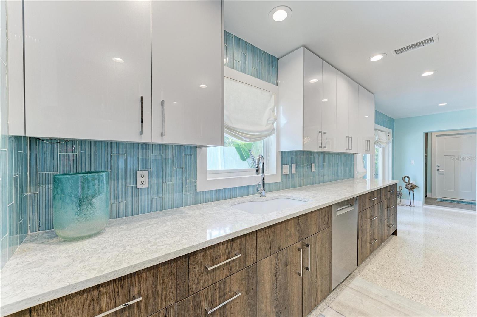 580 Linley, Longboat Key, FL 34228