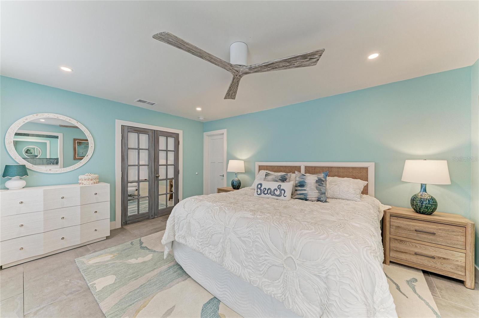 580 Linley, Longboat Key, FL 34228