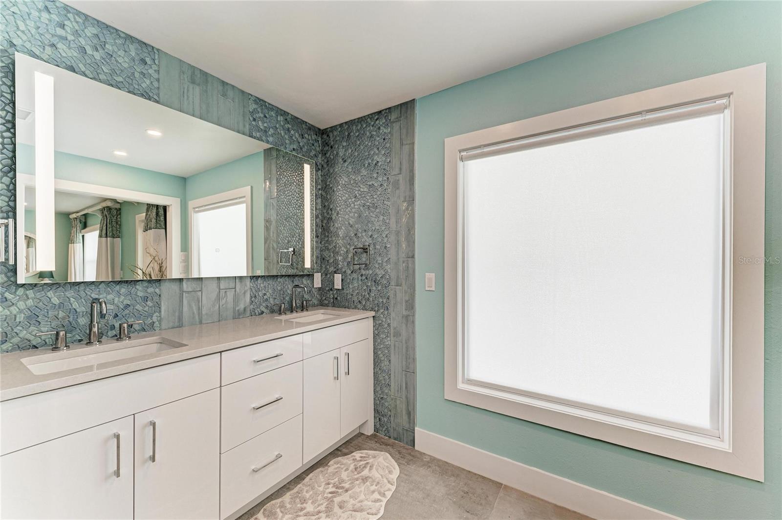 580 Linley, Longboat Key, FL 34228