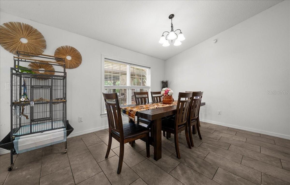 60 Owens, Umatilla, FL 32784