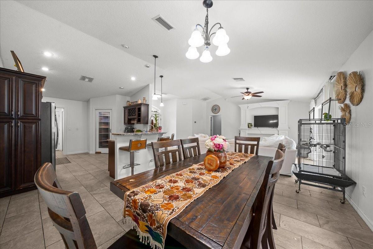 60 Owens, Umatilla, FL 32784