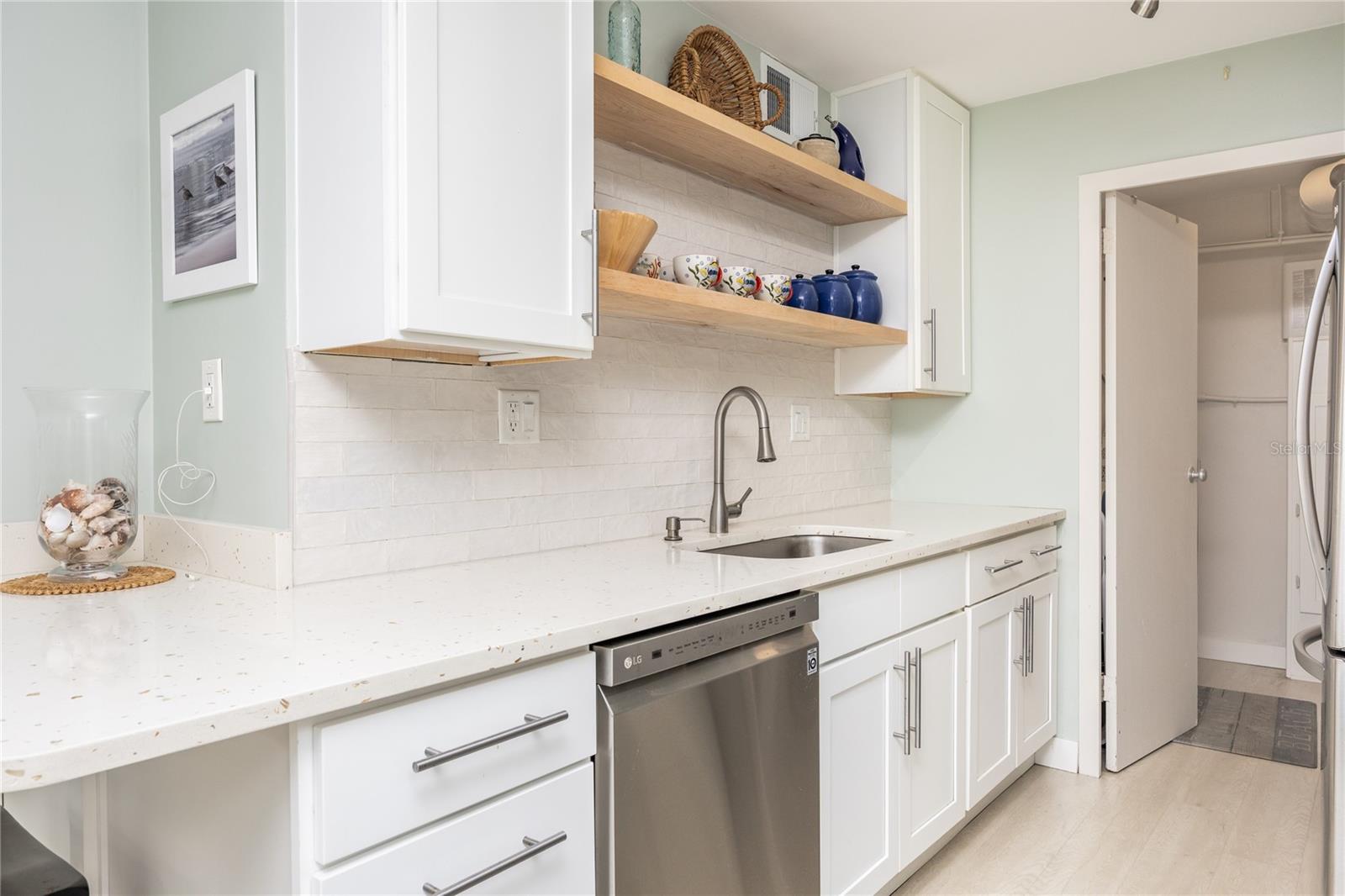 10355 Paradise Unit 412, St Petersburg, FL 33706