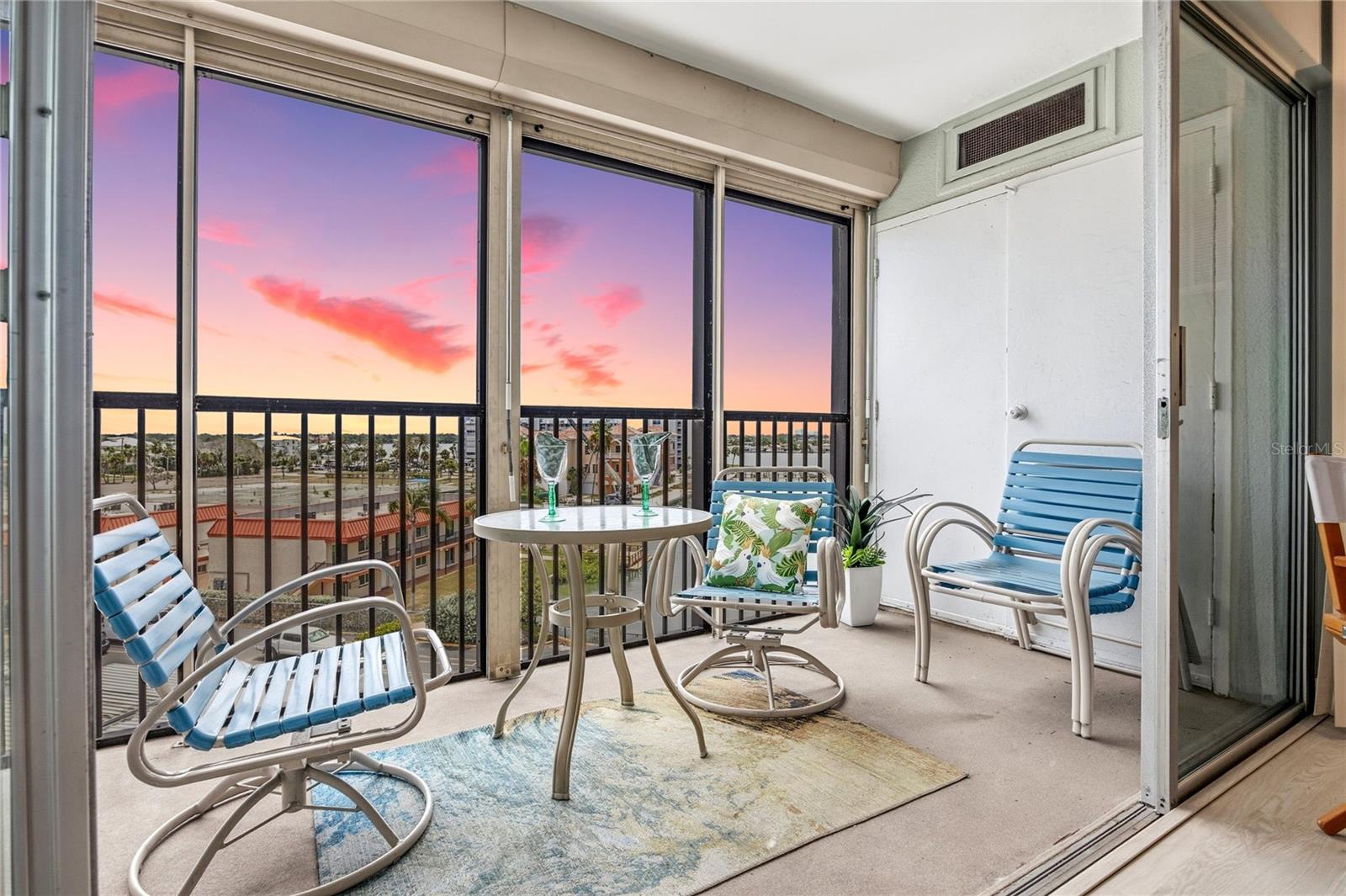 10355 Paradise Unit 412, St Petersburg, FL 33706