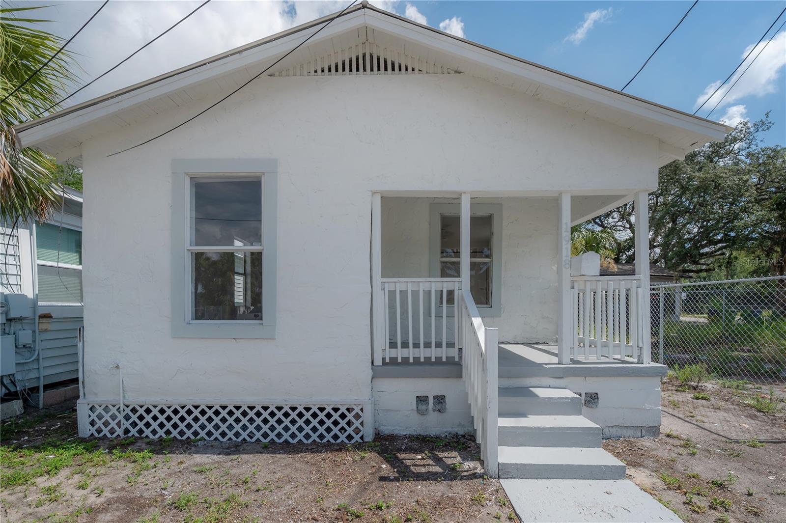 1918 21st, Tampa, FL 33605
