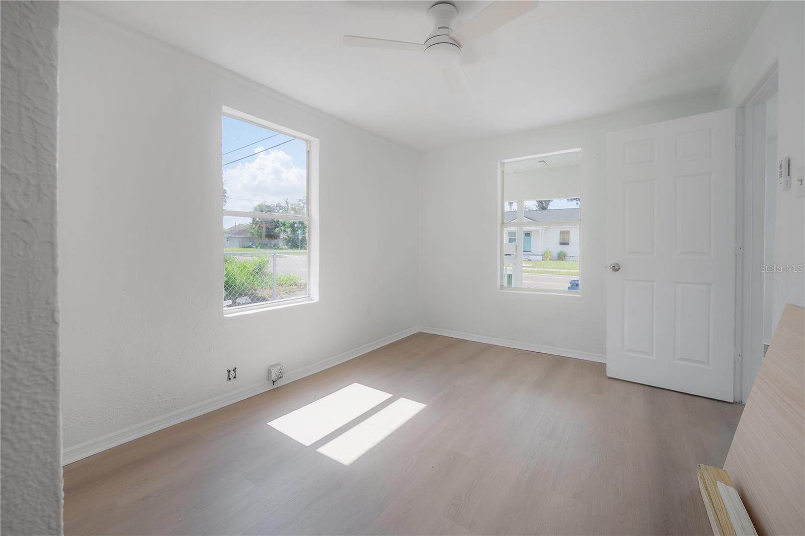 1918 21st, Tampa, FL 33605