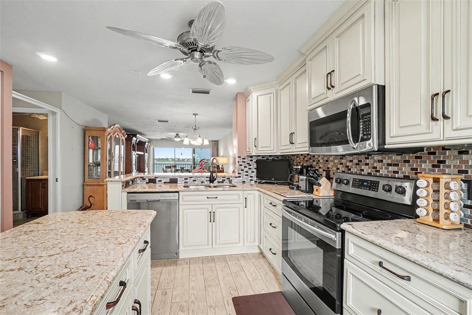 9011 Midnight Pass Unit 329, Sarasota, FL 34242