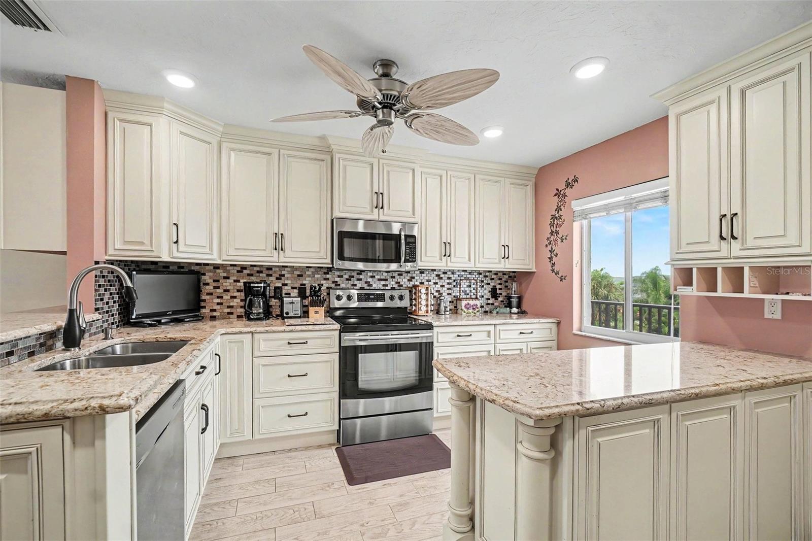 9011 Midnight Pass Unit 329, Sarasota, FL 34242