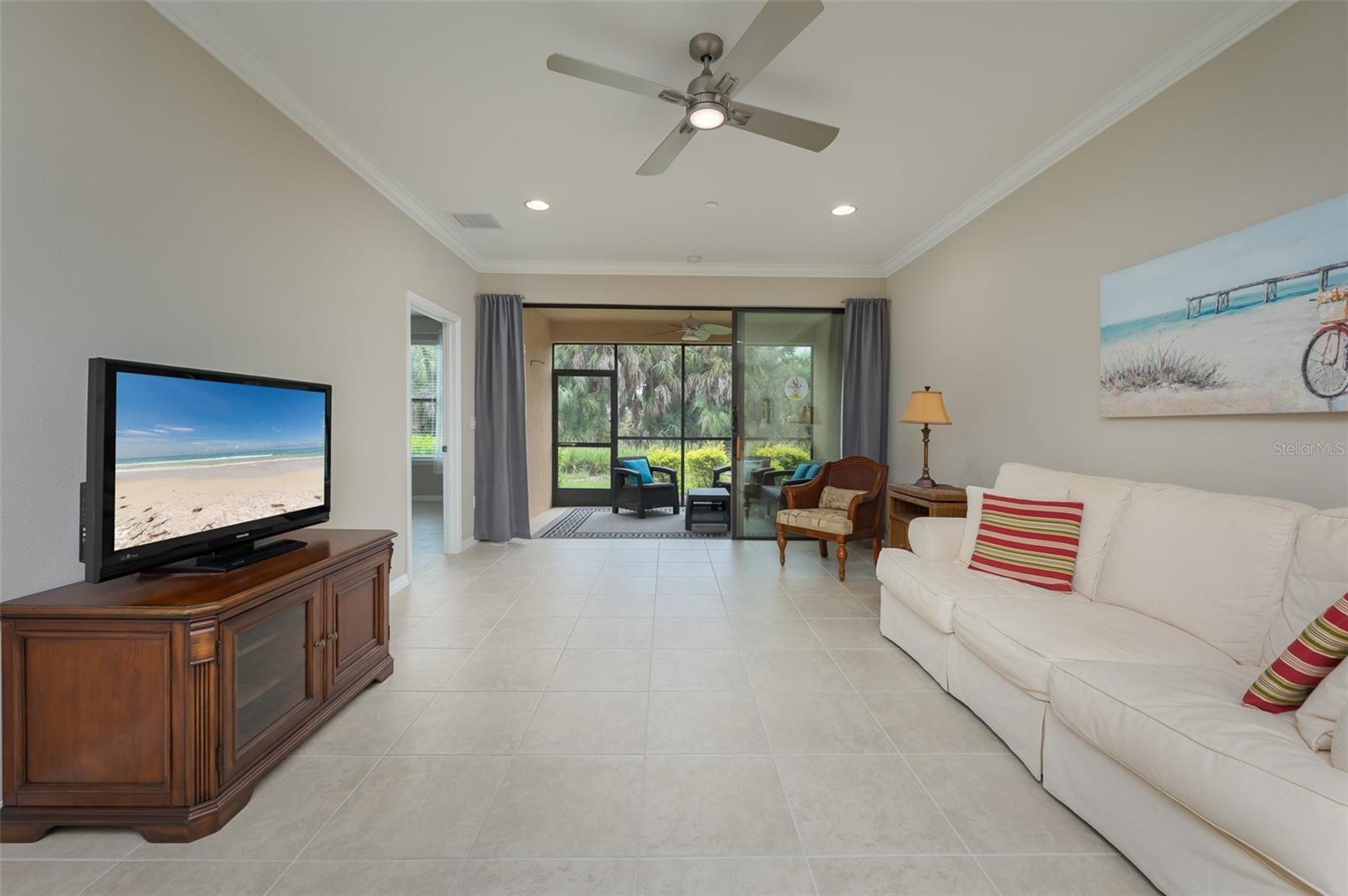 5425 Cicerone Unit 101, Sarasota, FL 34238