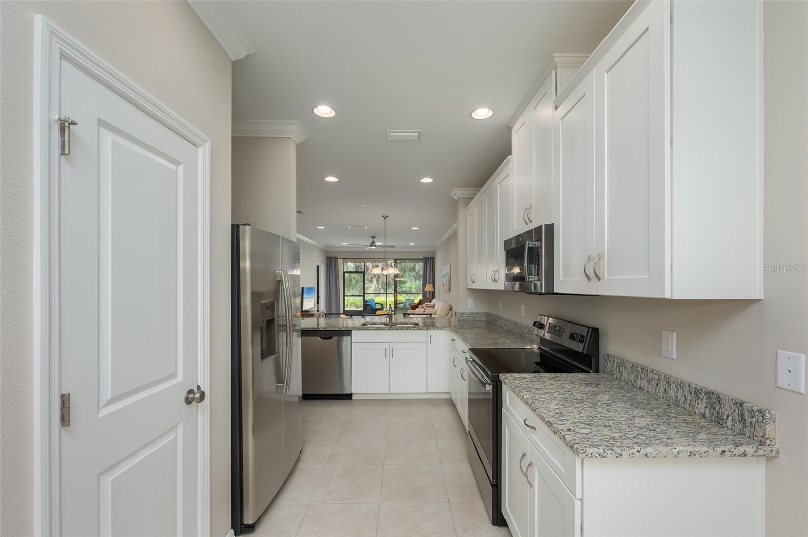 5425 Cicerone Unit 101, Sarasota, FL 34238