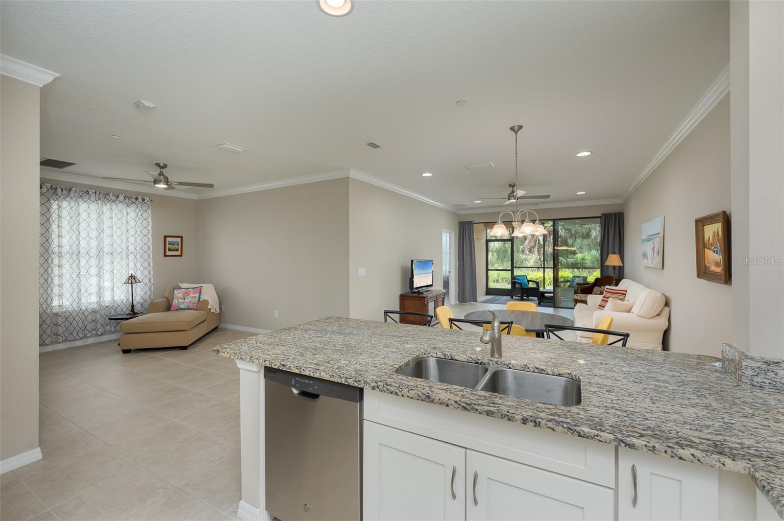 5425 Cicerone Unit 101, Sarasota, FL 34238