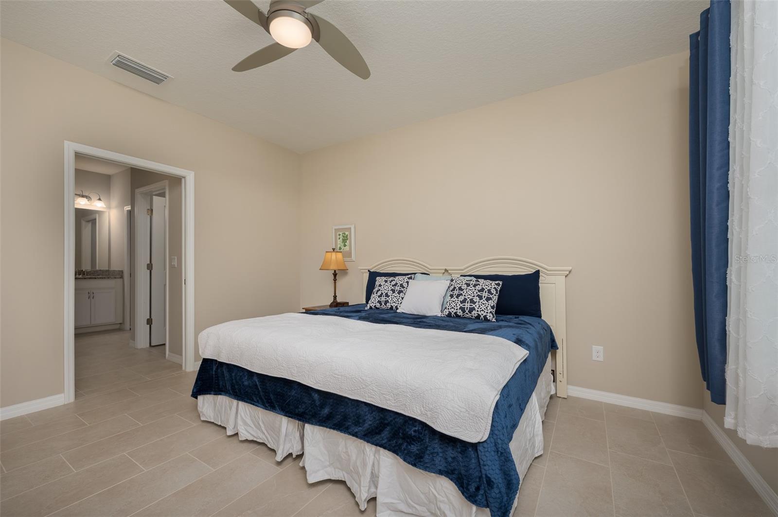 5425 Cicerone Unit 101, Sarasota, FL 34238
