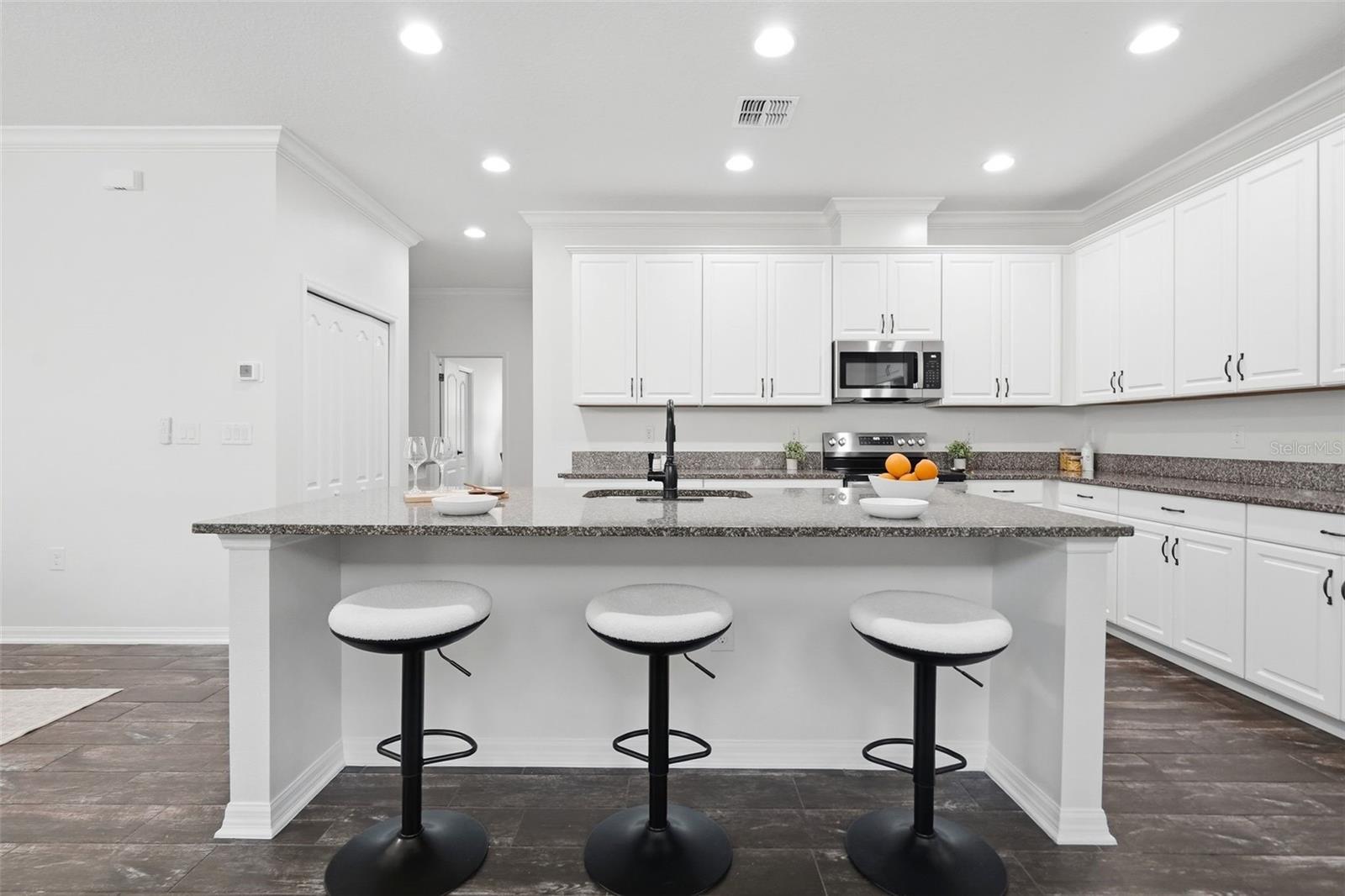 1061 Cosmos, Oviedo, FL 32766