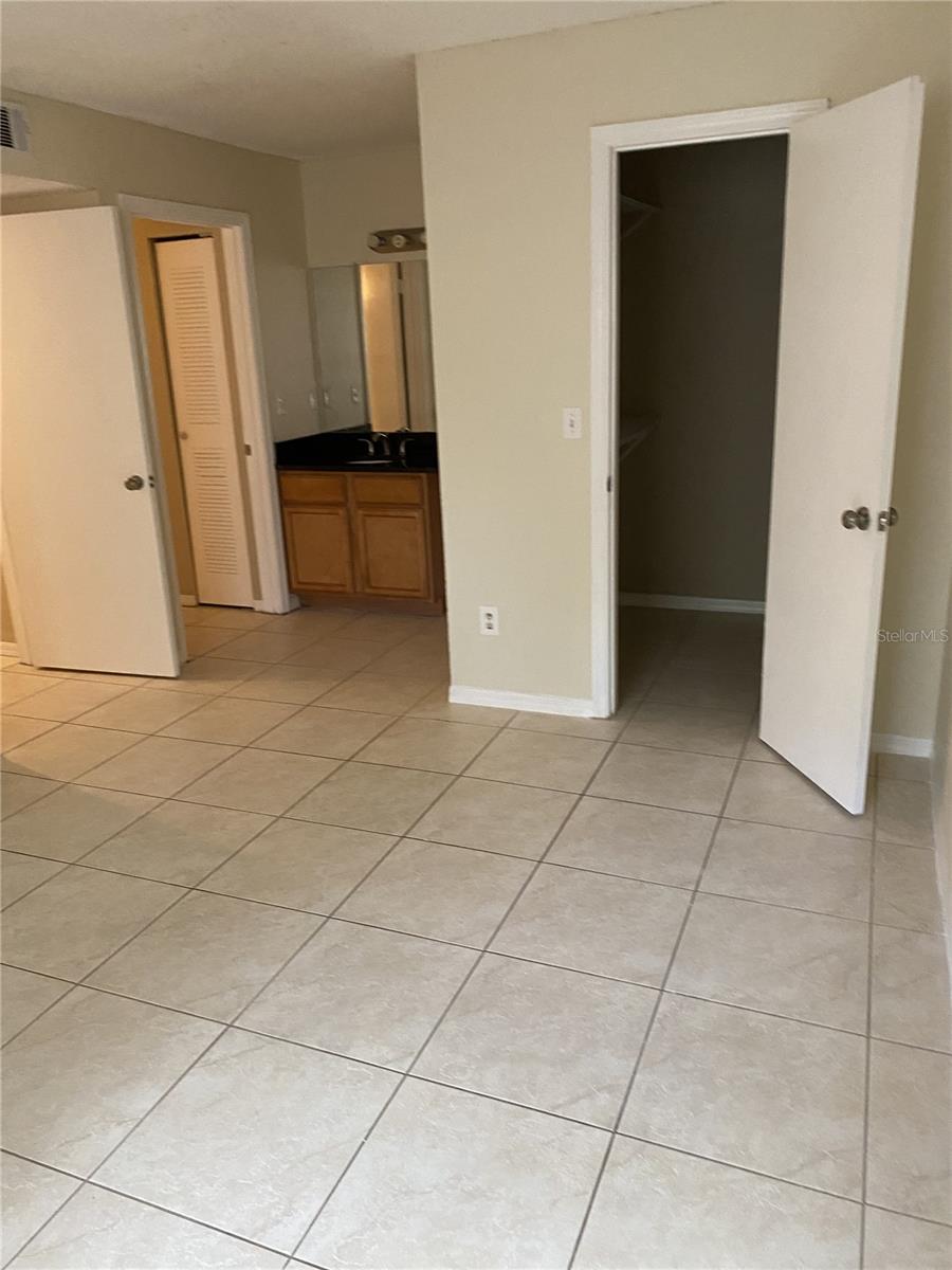 4524 Commander Unit 1615, Orlando, FL 32822