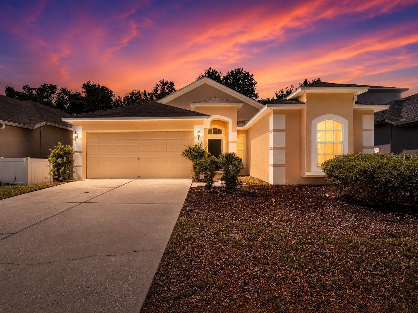 8536 Canterbury Lake, Tampa, FL 33619