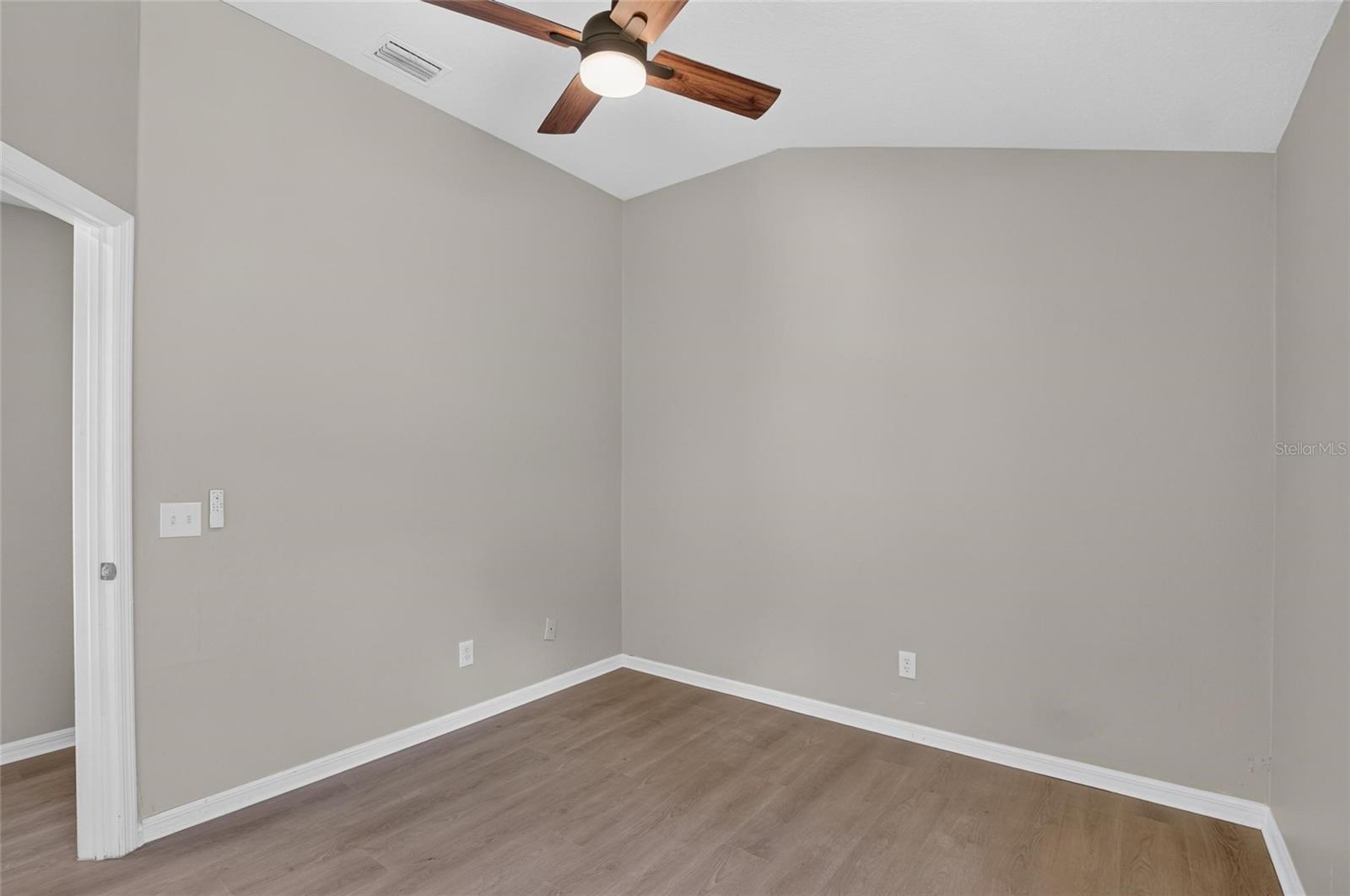 8536 Canterbury Lake, Tampa, FL 33619