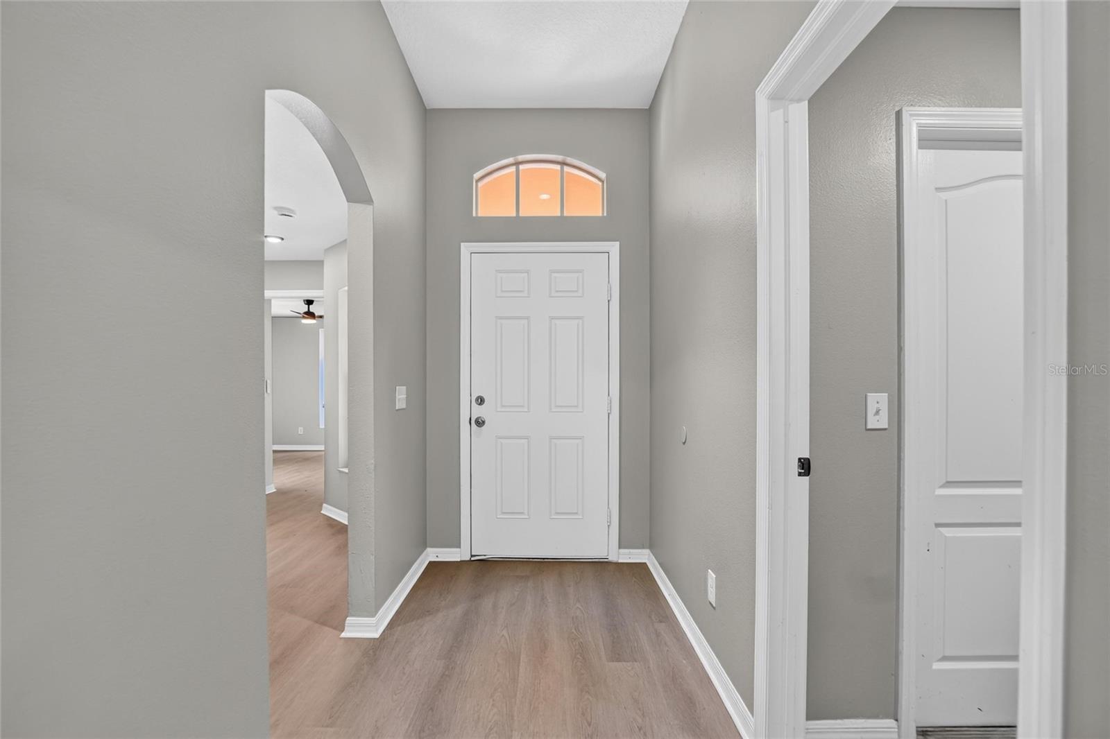 8536 Canterbury Lake, Tampa, FL 33619