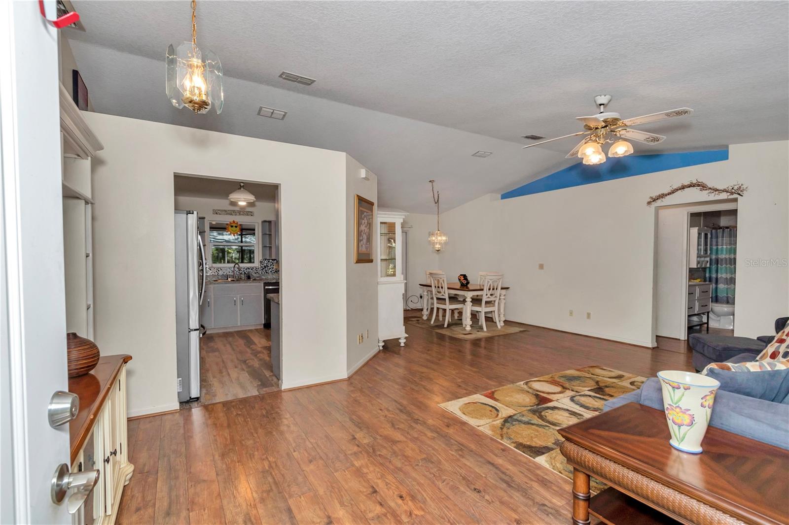 16365 17th, Ocklawaha, FL 32179