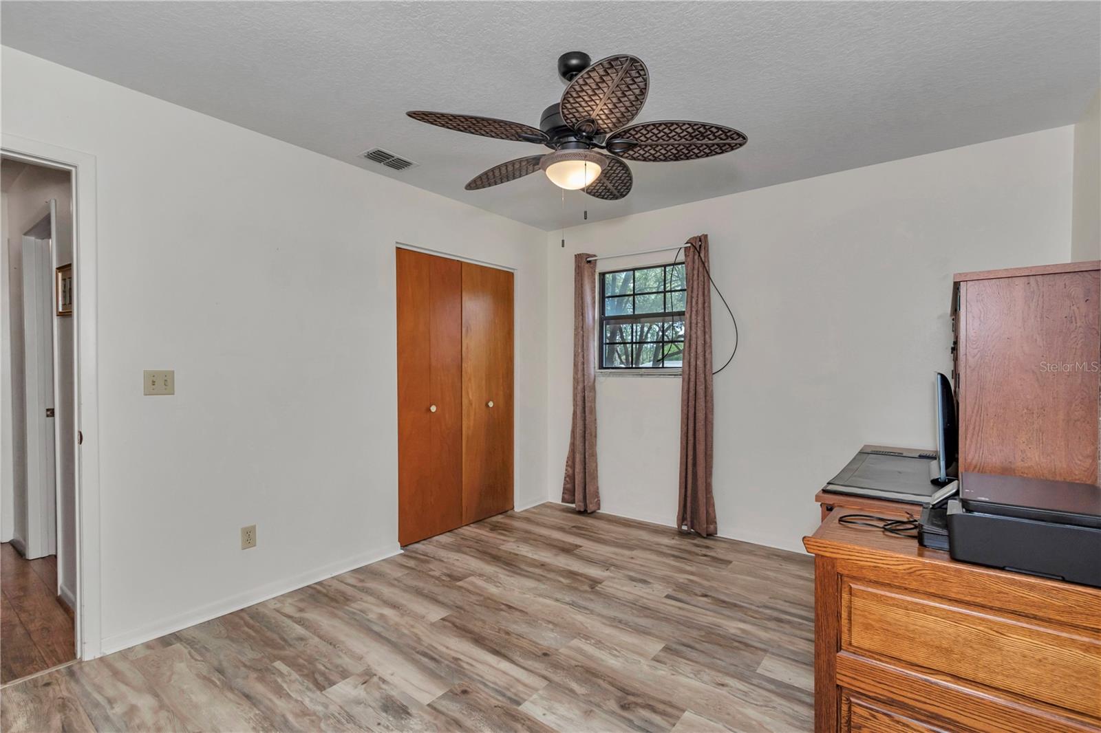 16365 17th, Ocklawaha, FL 32179