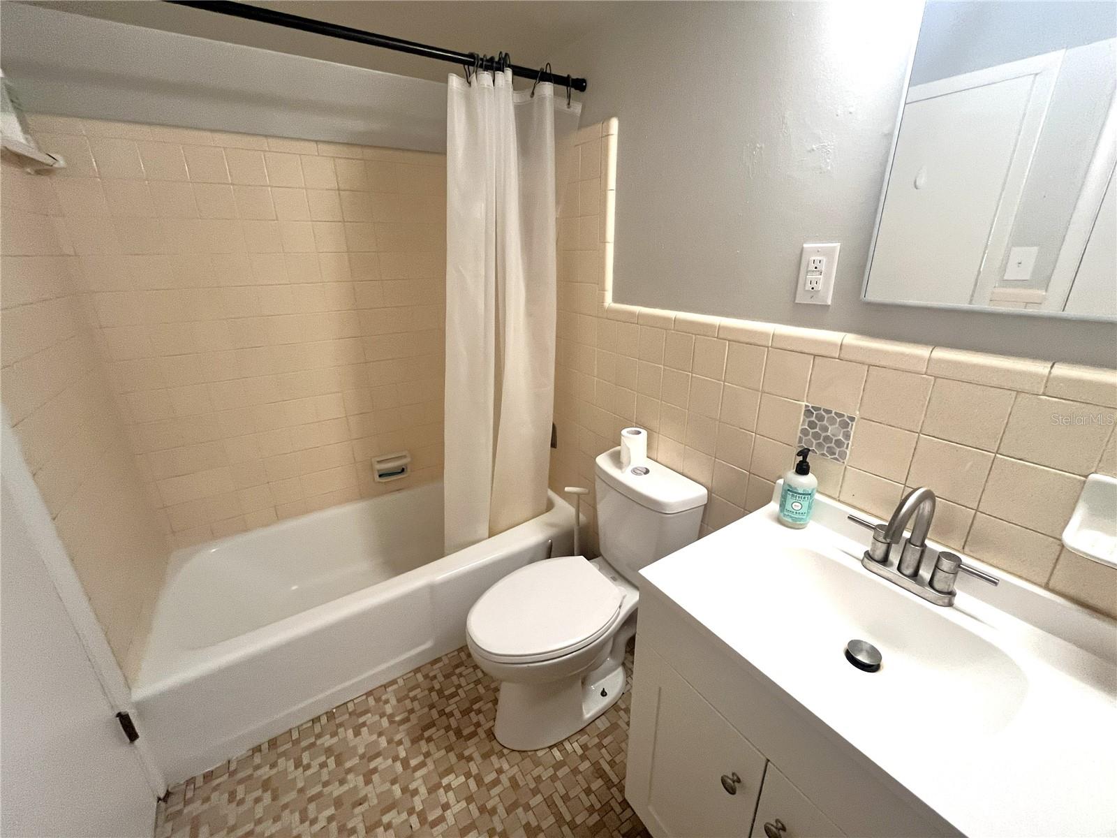 501 15th Unit 9, Gainesville, FL 32601