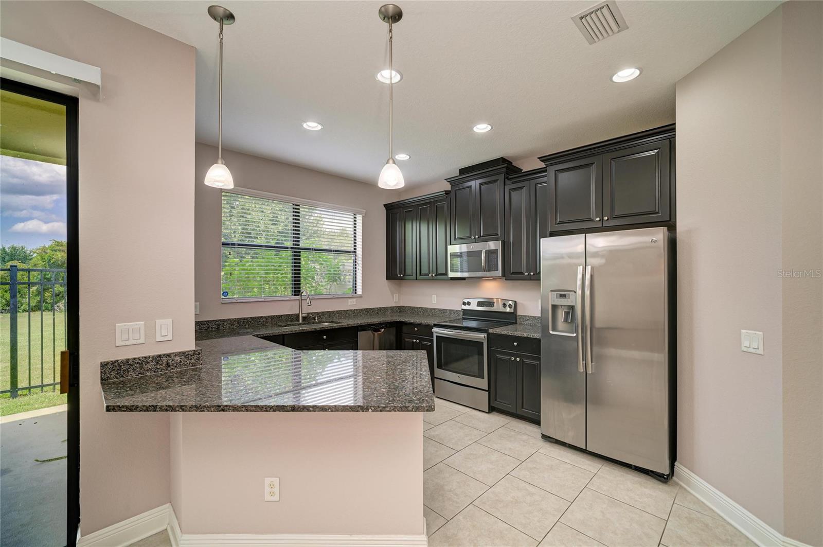 5286 78th St, Bradenton, FL 34203