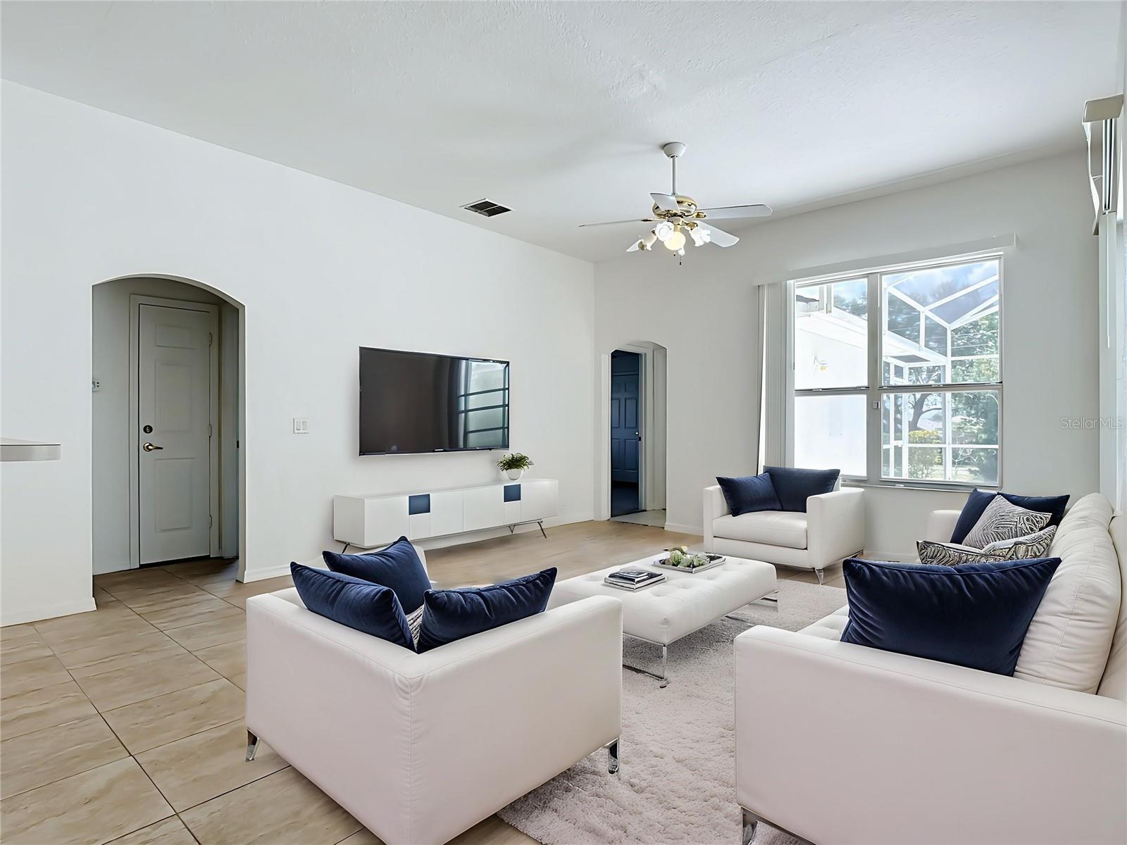 957 Via Bianca, Davenport, FL 33896