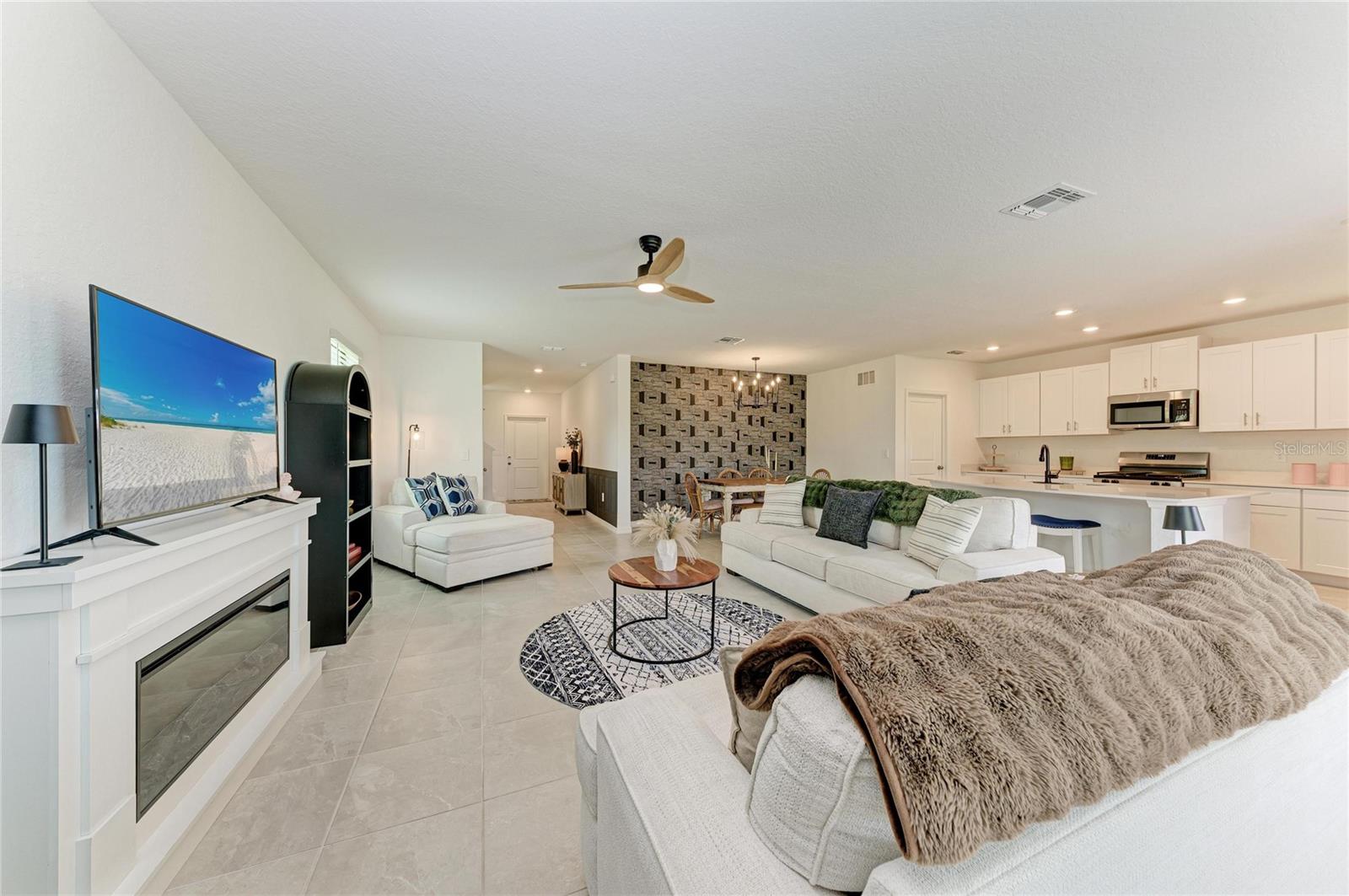 9175 Tequila Sunrise, Sarasota, FL 34241