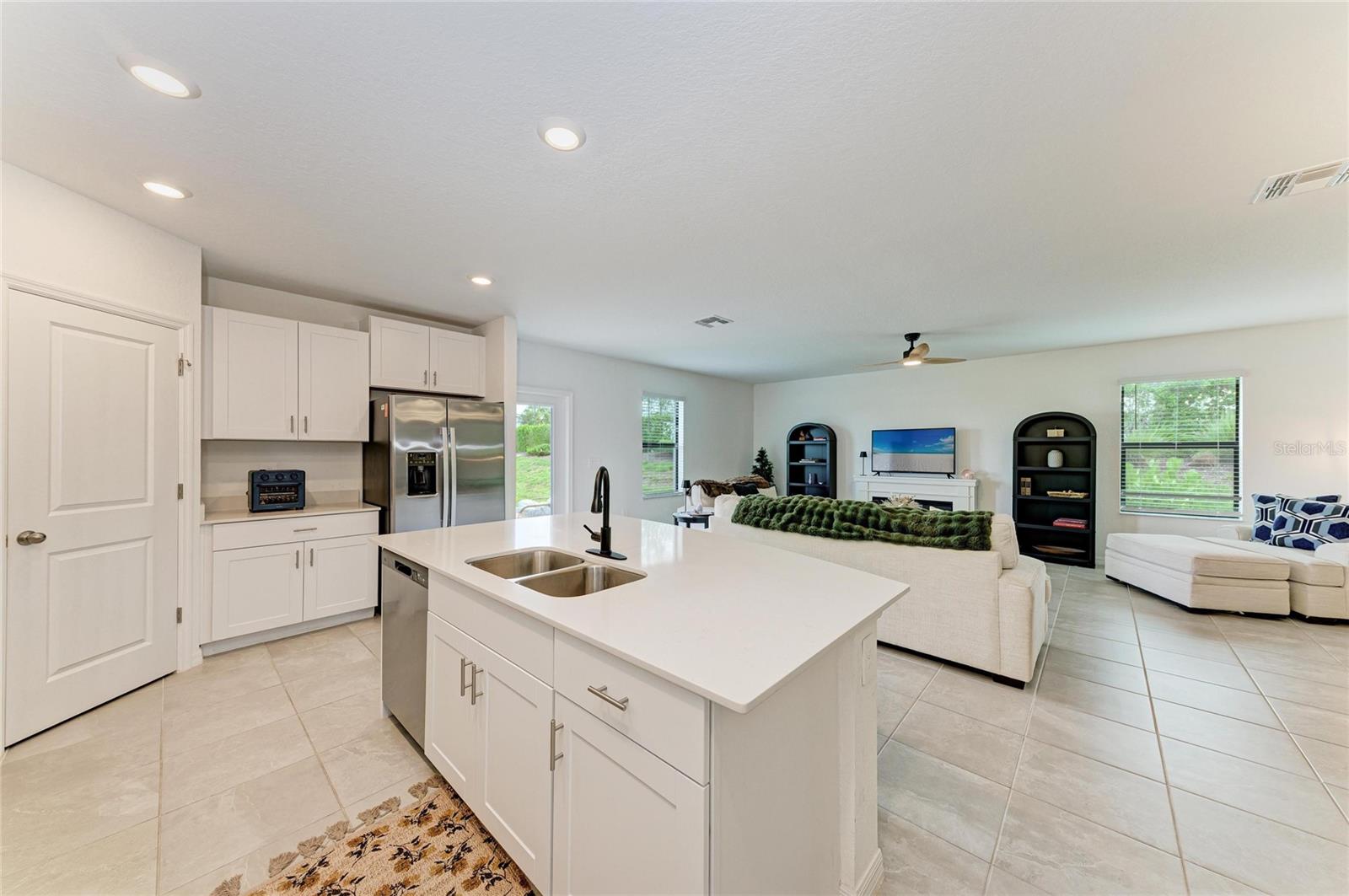 9175 Tequila Sunrise, Sarasota, FL 34241