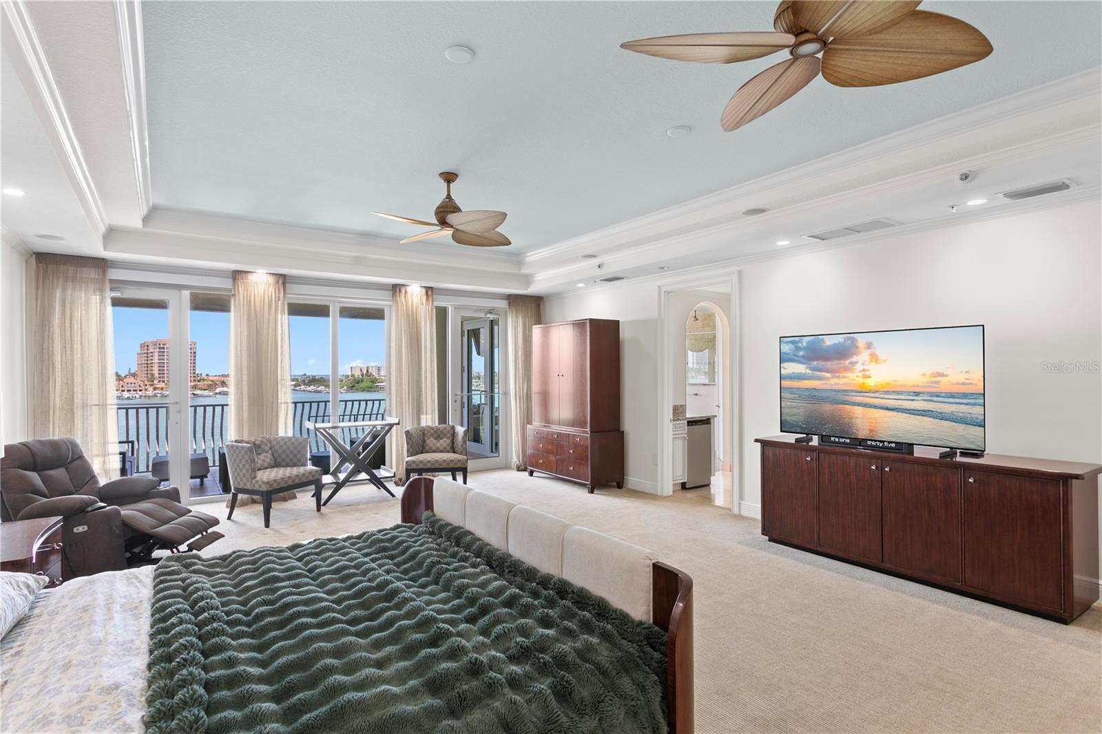 200 Skiff Unit 501, Clearwater Beach, FL 33767