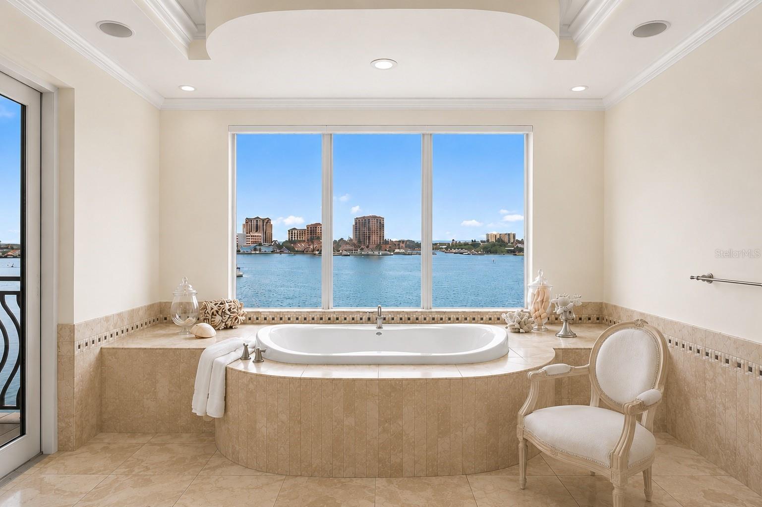 200 Skiff Unit 501, Clearwater Beach, FL 33767