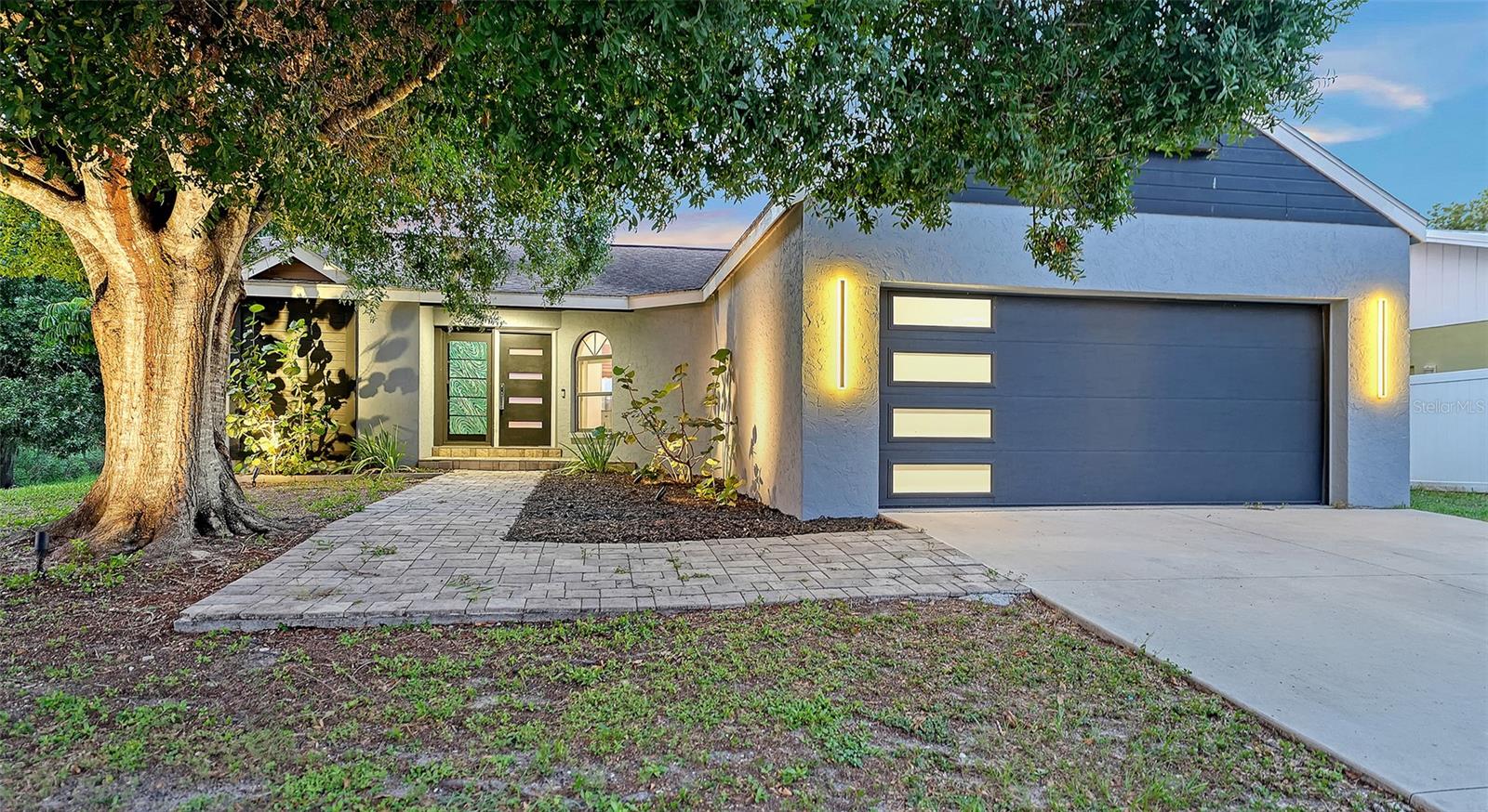 2481 Scarlet Oak, Sarasota, FL 34232