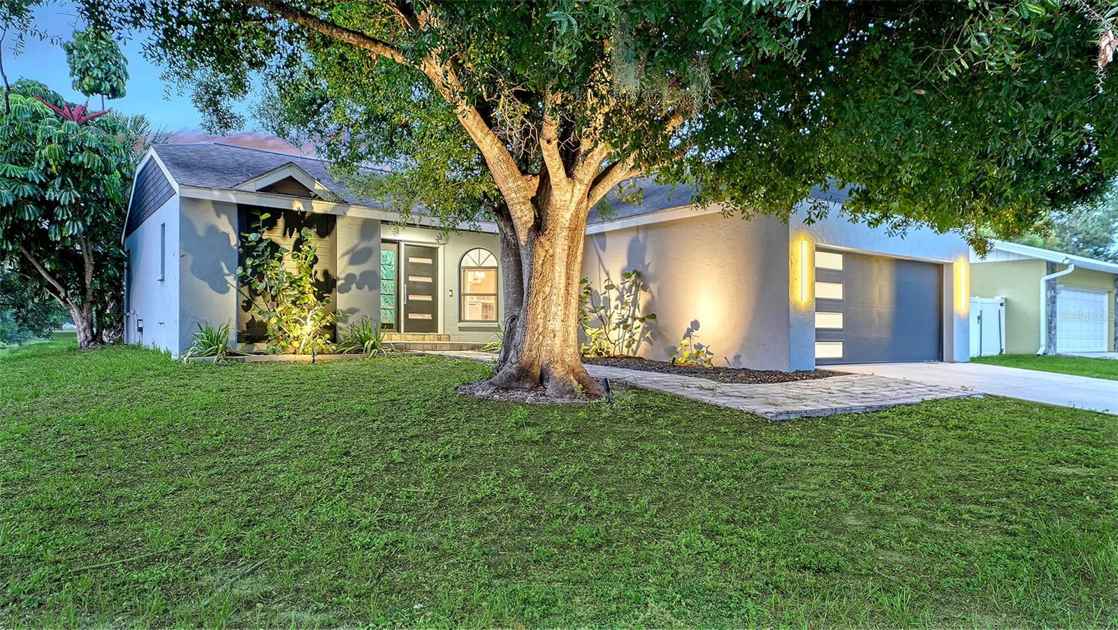 2481 Scarlet Oak, Sarasota, FL 34232
