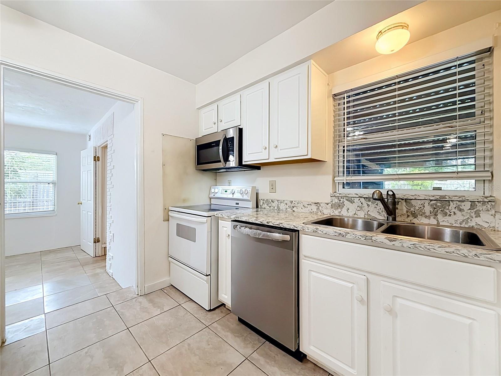 6430 83rd, Pinellas Park, FL 33781