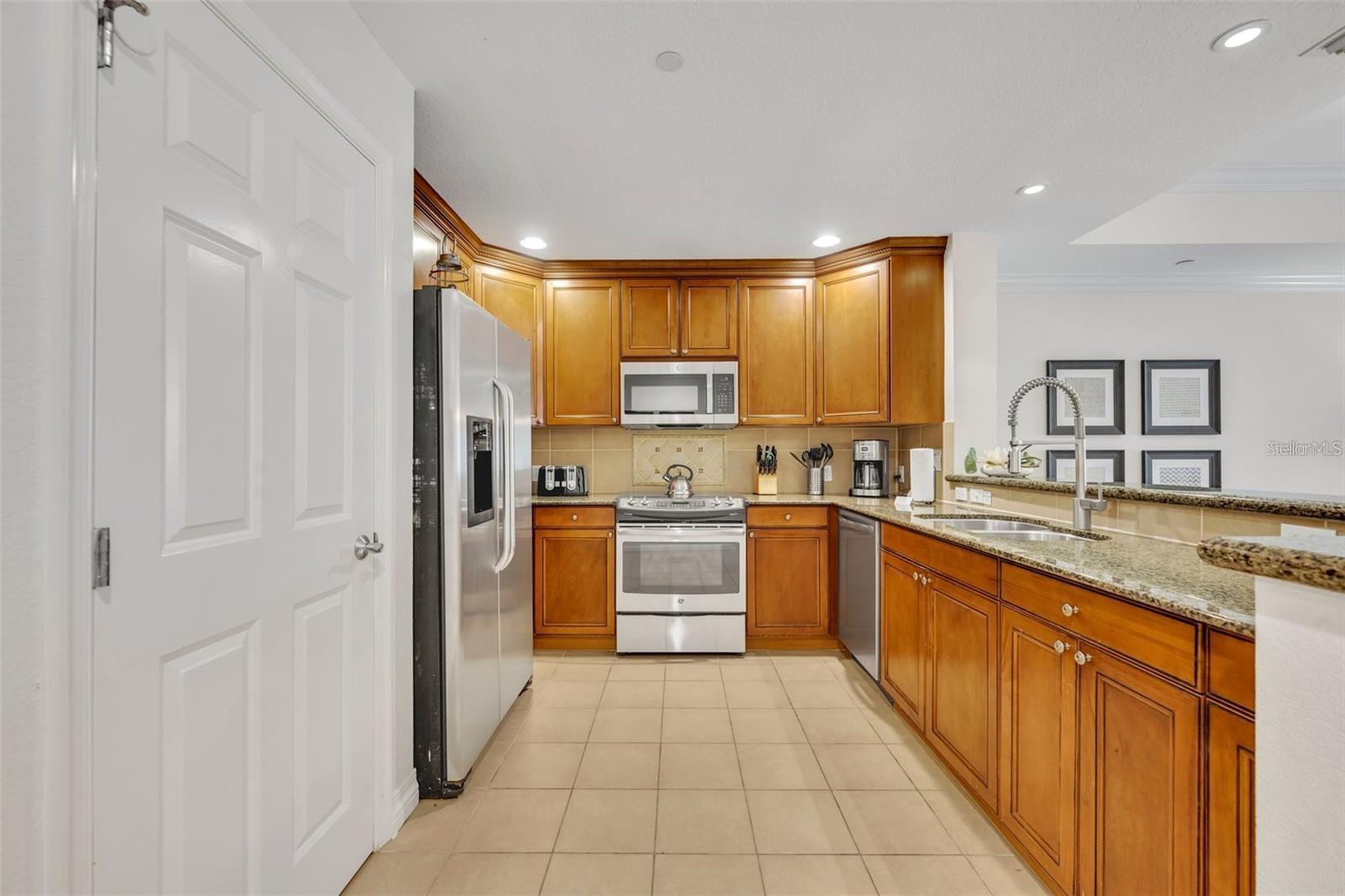 7659 Whisper Unit 102, Reunion, FL 34747