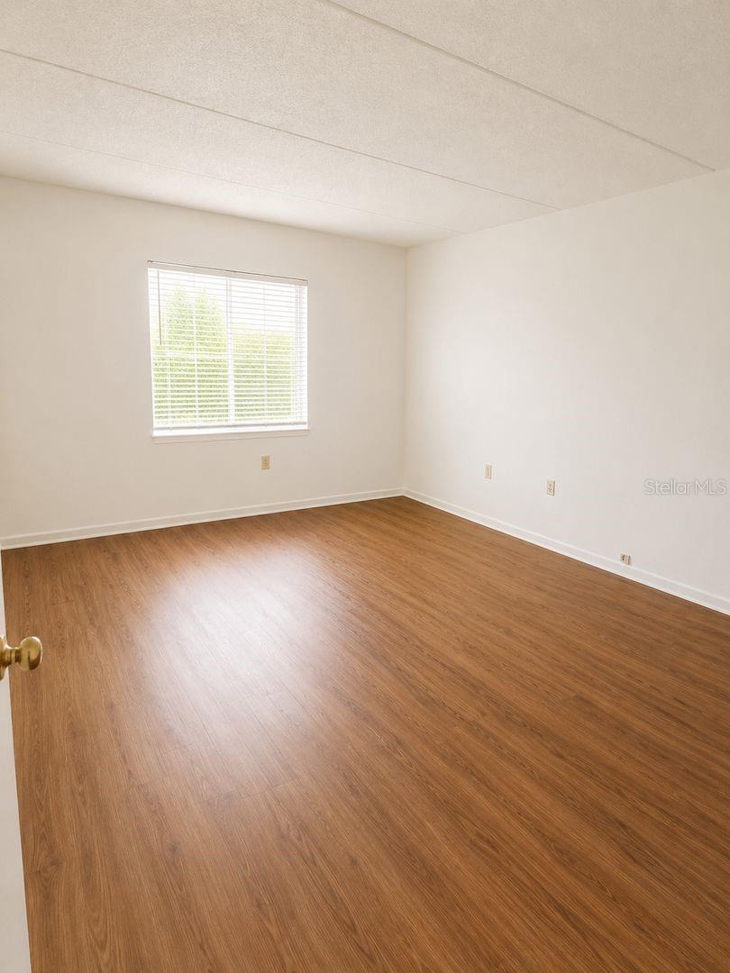 2812 Somerset Park Unit 105, Tampa, FL 33613