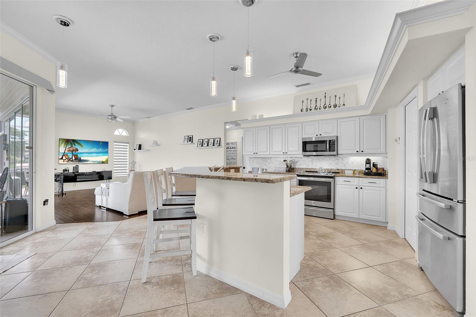 6817 Corral, Sarasota, FL 34243