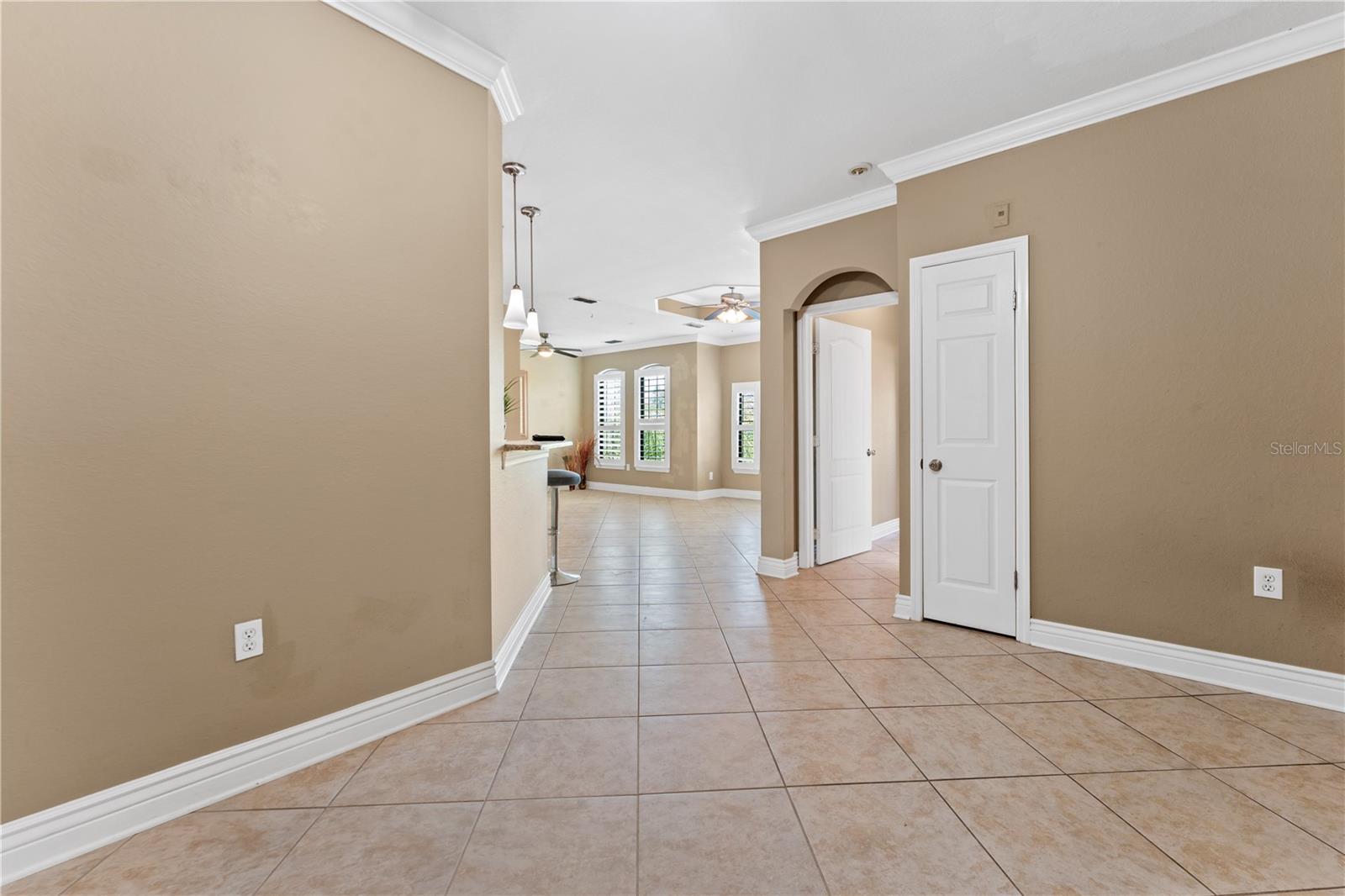 2717 Via Cipriani Unit 631a, Clearwater, FL 33764