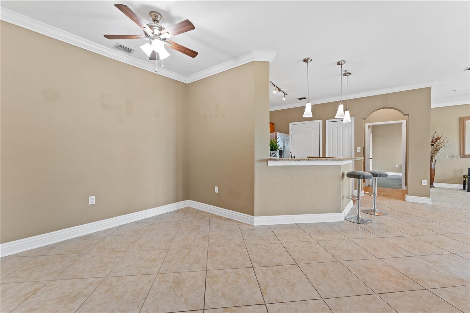 2717 Via Cipriani Unit 631a, Clearwater, FL 33764