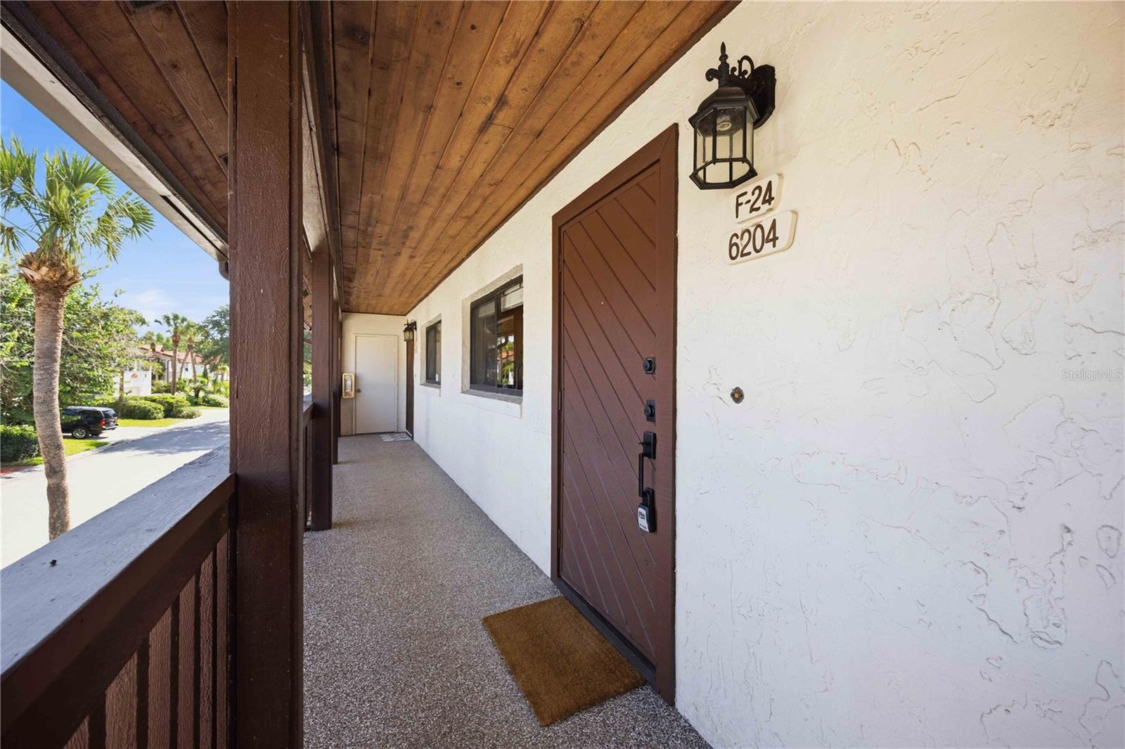 6204 Country Club Unit F24, Lake Wales, FL 33898