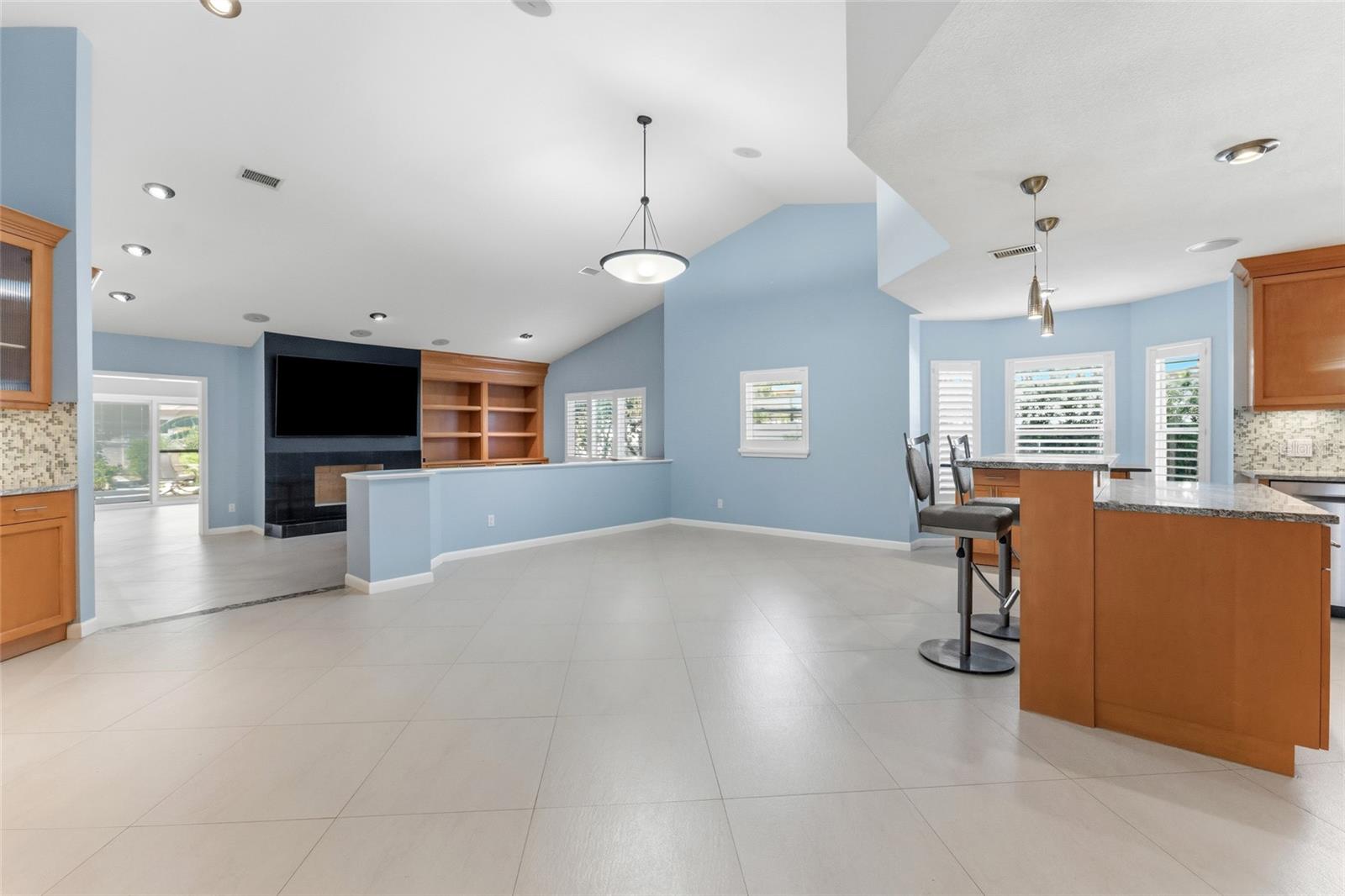 2708 Osborne, Tampa, FL 33614