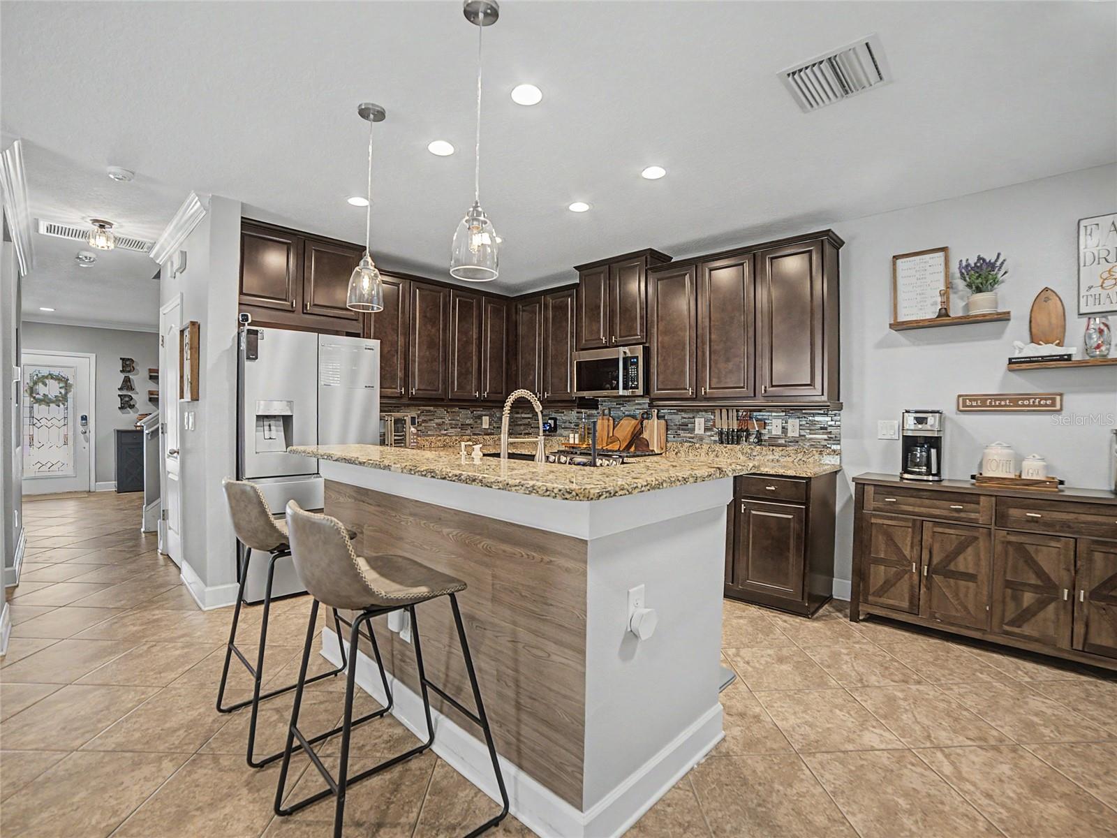 16910 Dorman, Lithia, FL 33547
