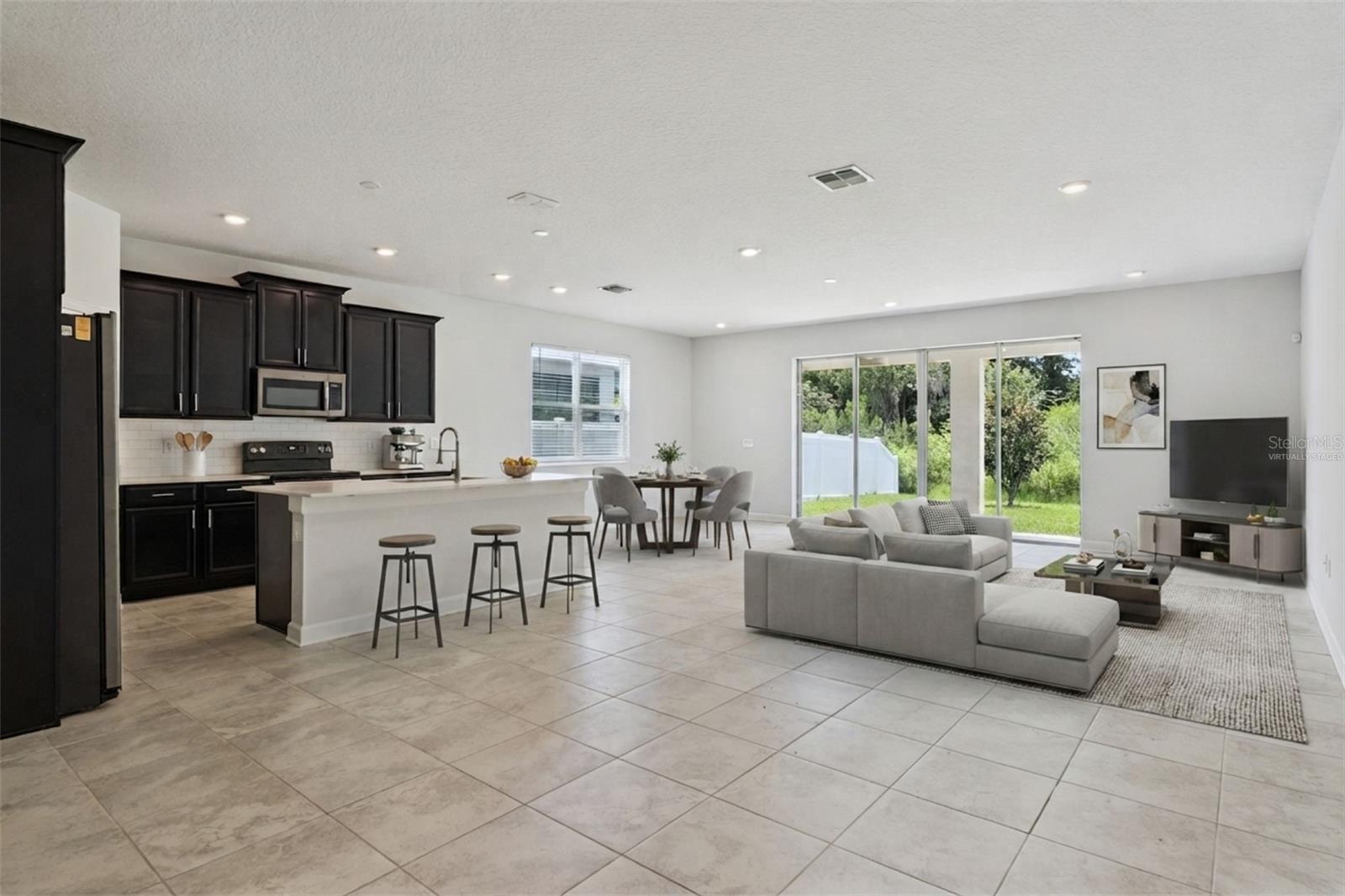 2369 Crescent Moon, Kissimmee, FL 34746