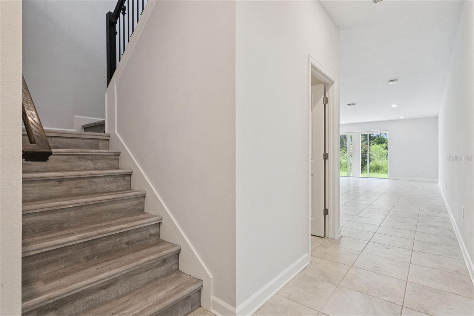 2369 Crescent Moon, Kissimmee, FL 34746