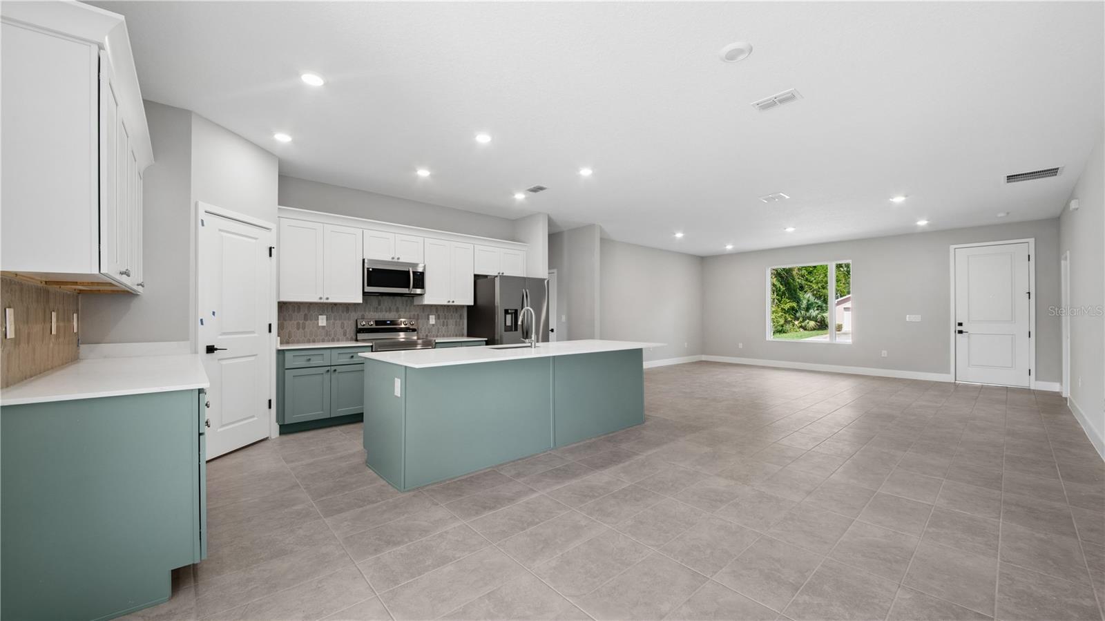 7 Service Berry, Palm Coast, FL 32164