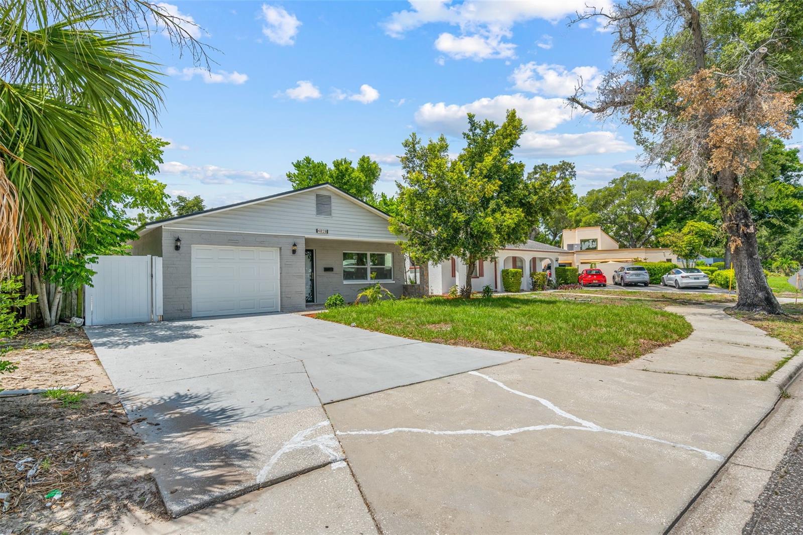 4828 22nd, St Petersburg, FL 33713