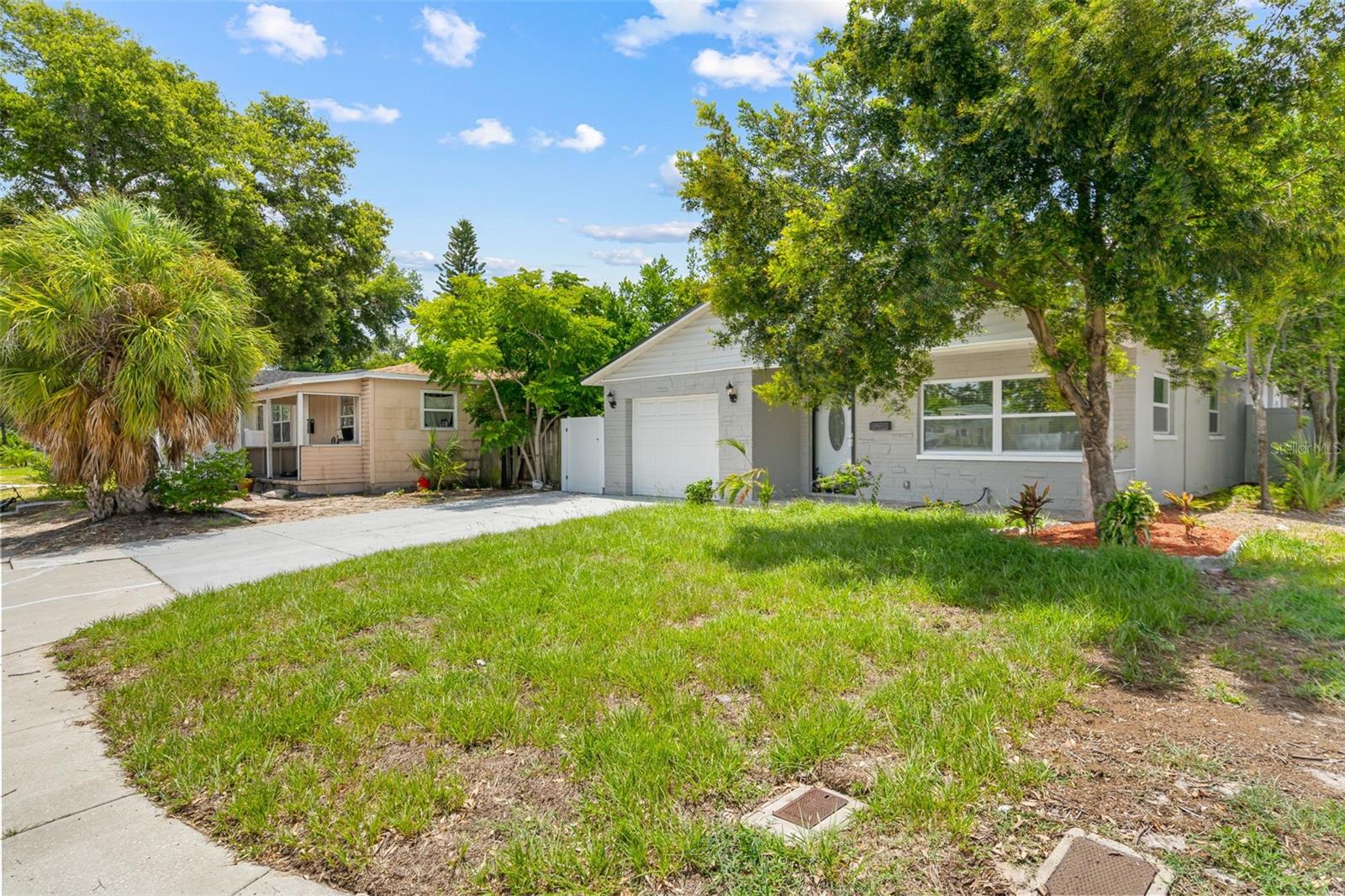 4828 22nd, St Petersburg, FL 33713